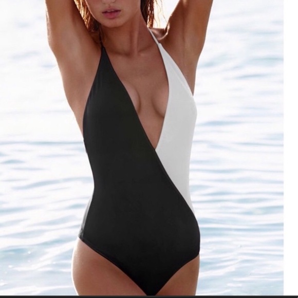 Victoria's Secret Other - Victoria’s Secret Colorblock Plunge One-Piece💋